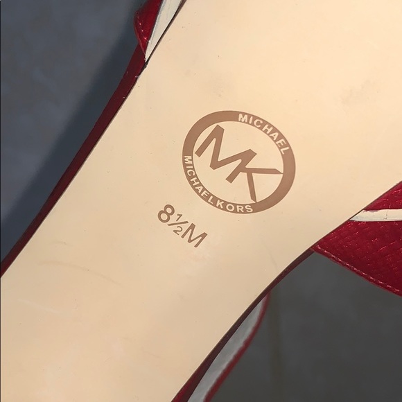 Women’s MK heels - Picture 2 of 5